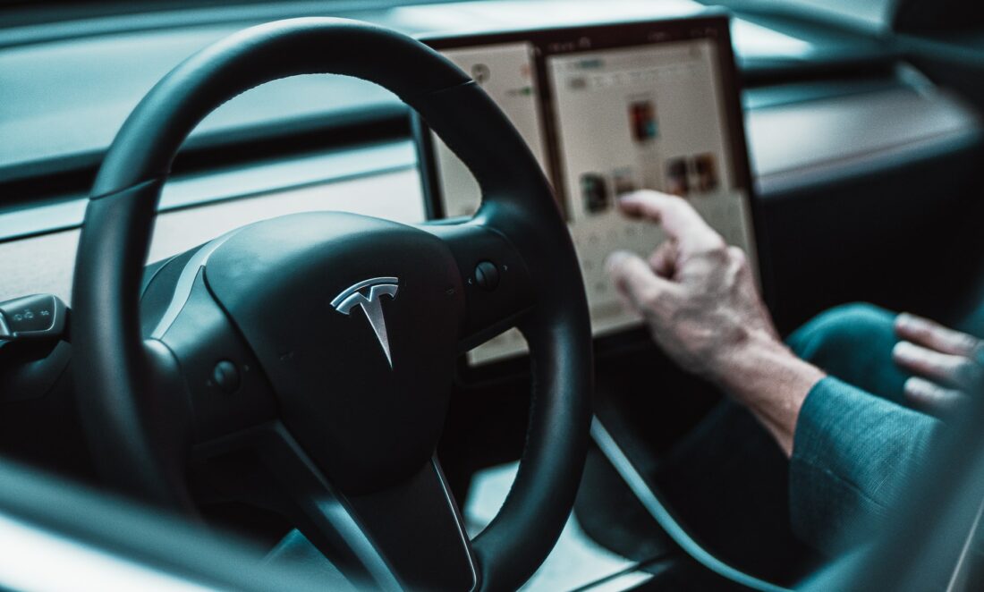 Илон Маск угрожает вывести Tesla из Калифорнии в Техас или Неваду